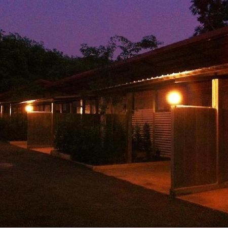 Secret Garden Trang Resort Exterior foto