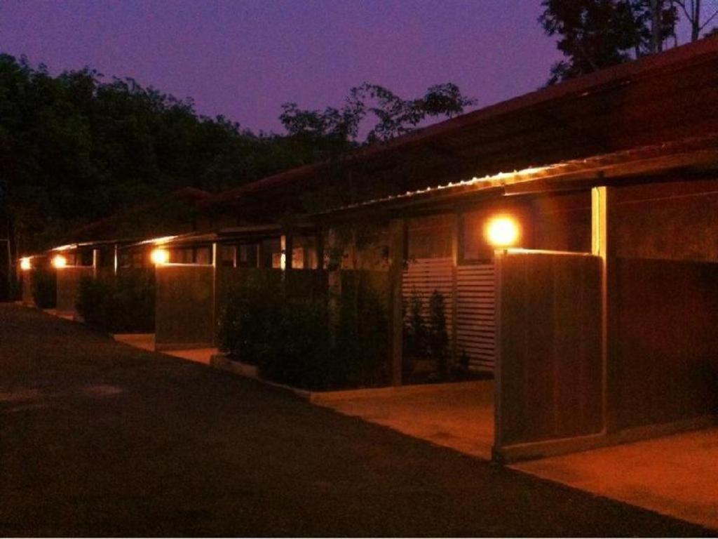 Secret Garden Trang Resort Exterior foto
