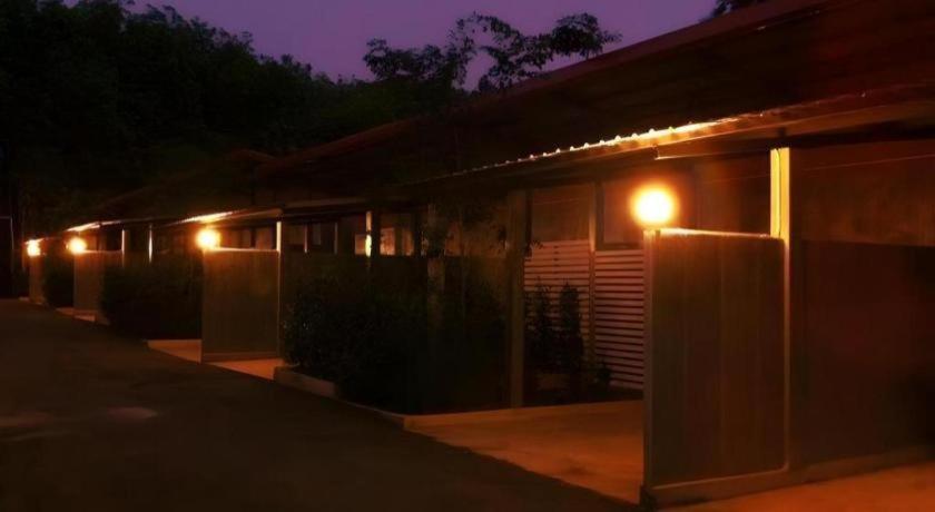 Secret Garden Trang Resort Exterior foto